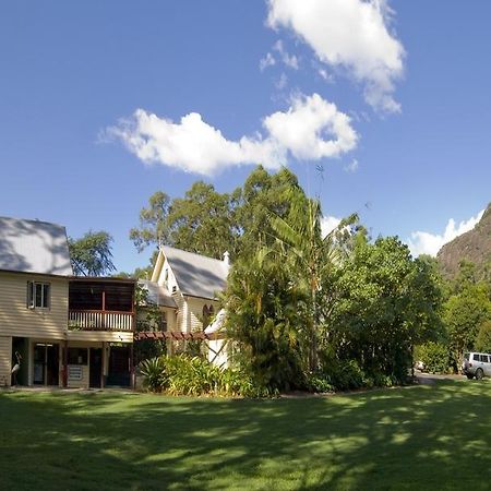 Glass House Mountains Ecolodge Экстерьер фото