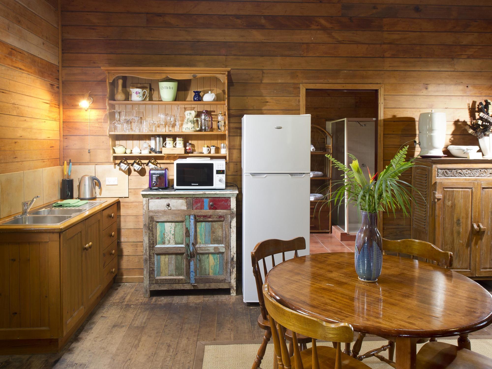 Glass House Mountains Ecolodge Экстерьер фото